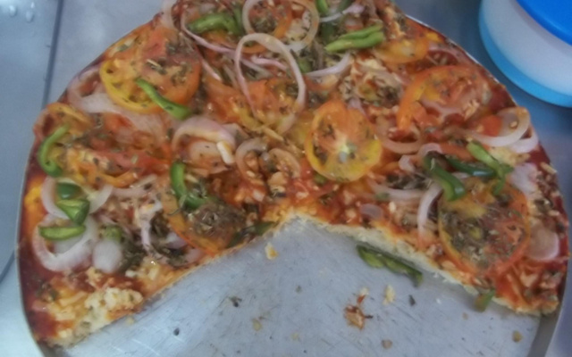 Pizza simples by Neneli