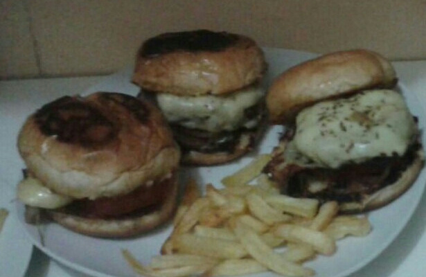Mamulas burger