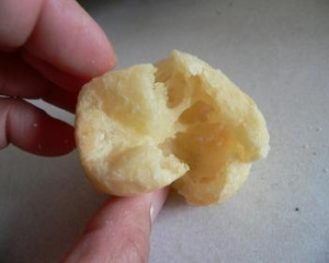 Pão de queijo simples e delicioso