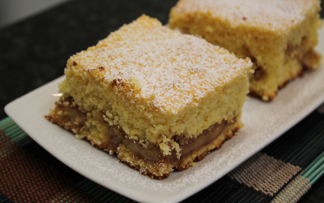 Bolo de milho recheado