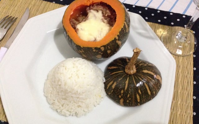 Moranguinha recheada de carne seca com requeijão