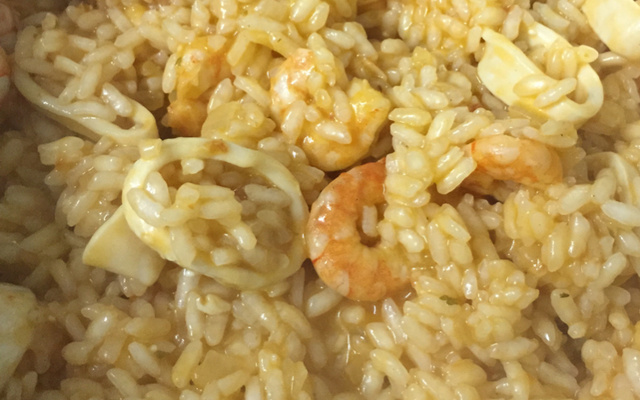 Risoto de camarão e lula