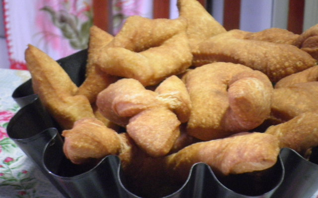 Grostoli salgado da Andressa