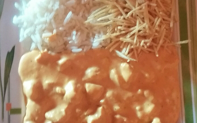 Estrogonofe de frango simples e delicioso