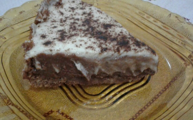 Torta mousse de chocolate com chantilly