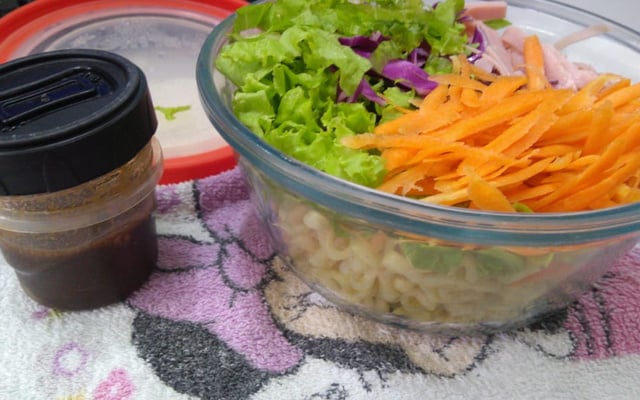 Yakisoba gelado - Yakisalada / Sobasalada