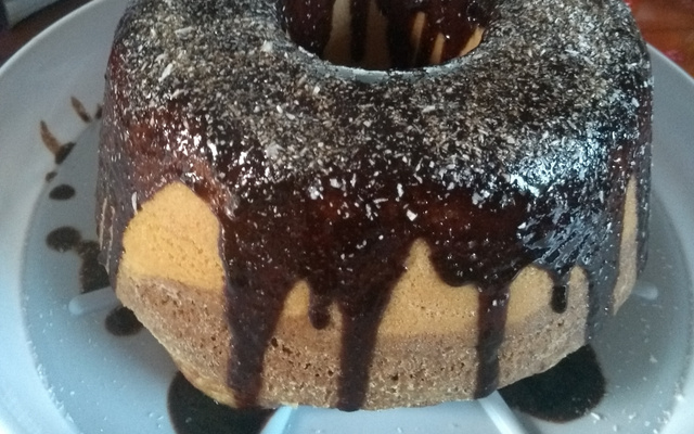 Bolo de chocolate (super fácil e rápido)