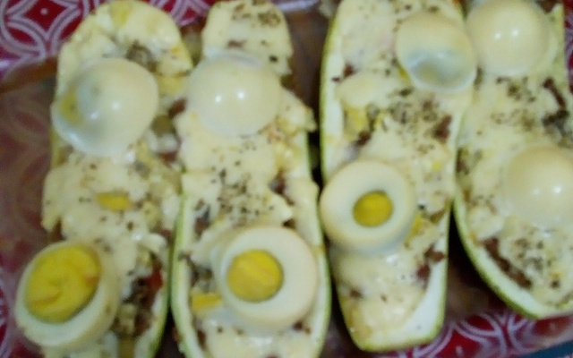 Abobrinha recheada supimpa