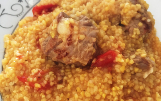 Canjiquinha mineira com costelinha de porco