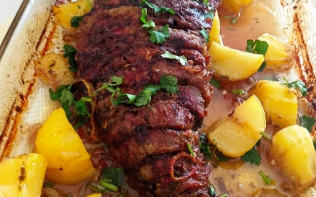 Maminha assada com batatas