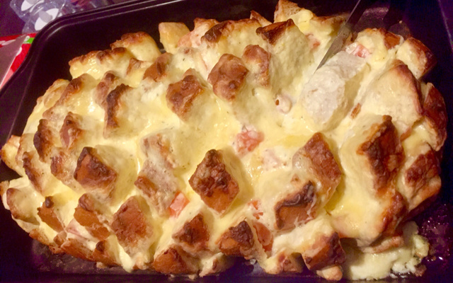 Pão 3 queijos aperitivo de forno