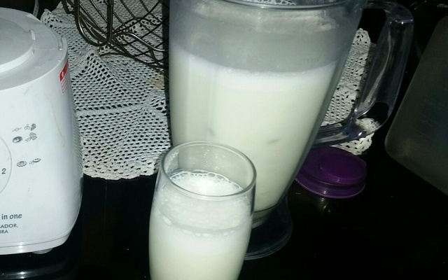 Limonada suíça tradicional