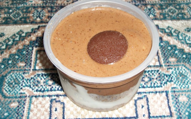 Pavê mousse de Nutella com biscoitos triturados