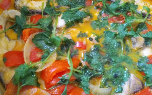 Moqueca de Peixe com Camarão