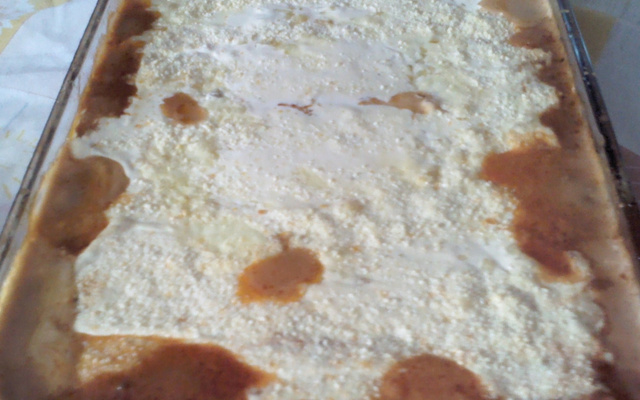 Lasanha à bolonhesa com creme de leite