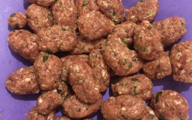 Bolinho de carne moída simples