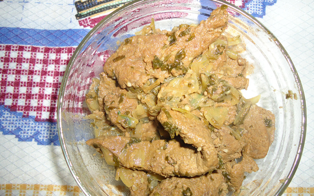 Bife de fígado acebolado