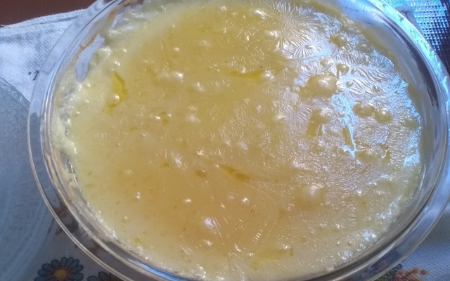 Purê de batatas cremoso com queijo