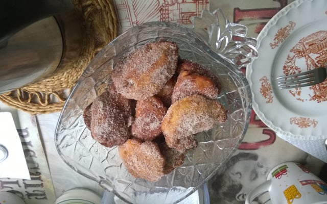 Bolinhos de banana do Lúcio Cezar