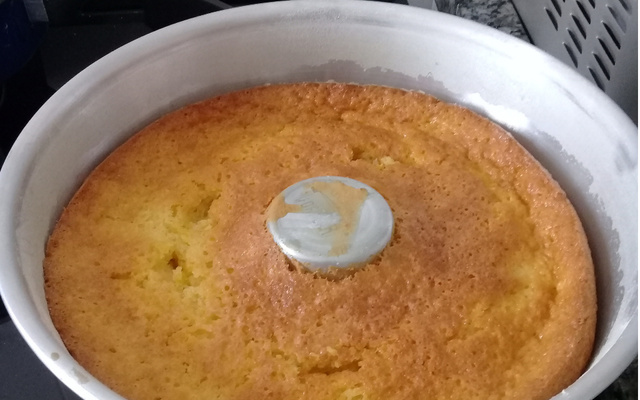 Bolo cremoso de milho em lata