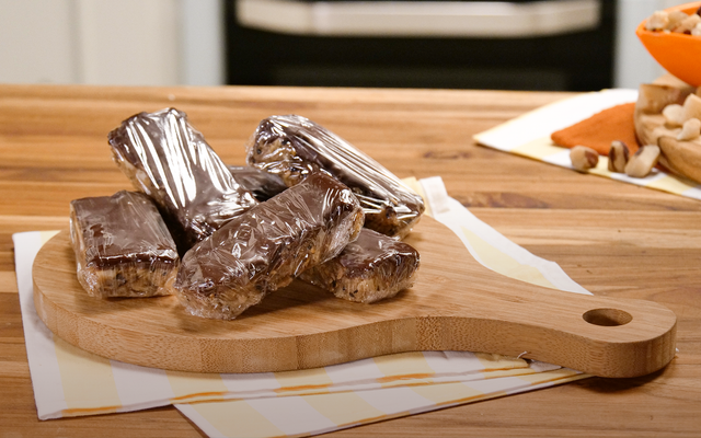 Barra de cereal com chocolate