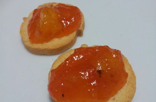 Geleia de abacaxi com pimenta