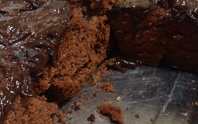 Bolo de chocolate simples