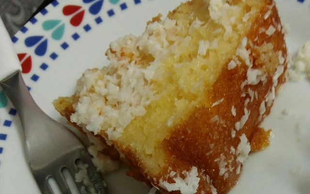 Bolo rápido de coco