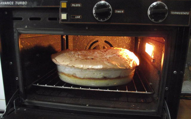 Doce de coco com suspiro