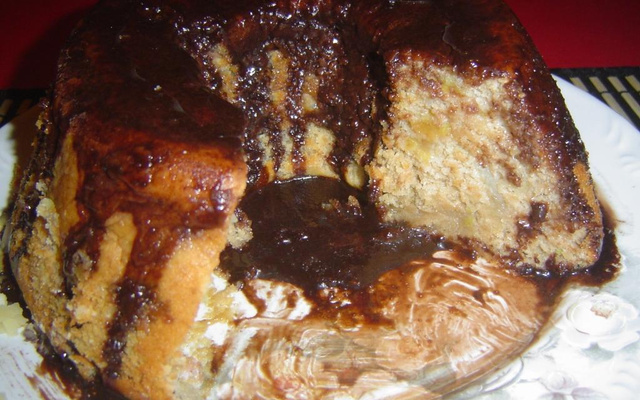 Bolo de maçã com canela