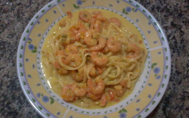 Talharim light com camarão