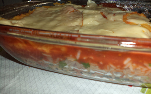 Arroz com calabresa e purê de mandioquinha