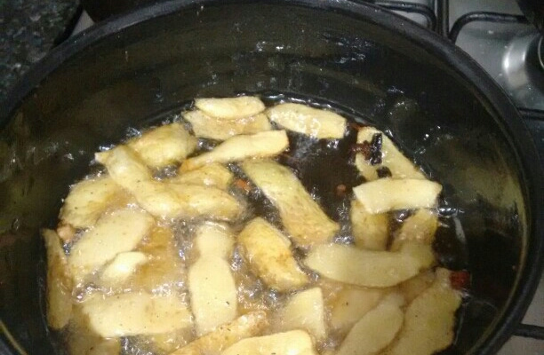 Casca de batata frita