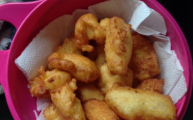 Bolinho de milho frito