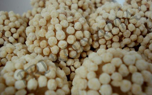 Caramelinhos crespos de amêndoas