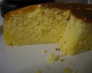 Bolo português de coco