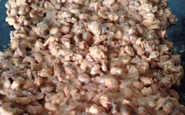 Pé de moleque com leite condensado do Lúcio Cezar