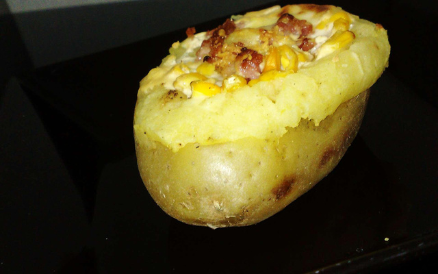 Batata recheada prática