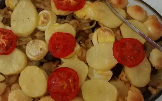 Bacalhau assado com batatas