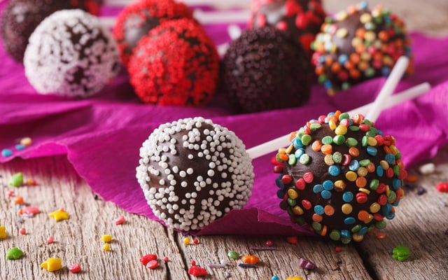 Cake pop (bolo de palito)