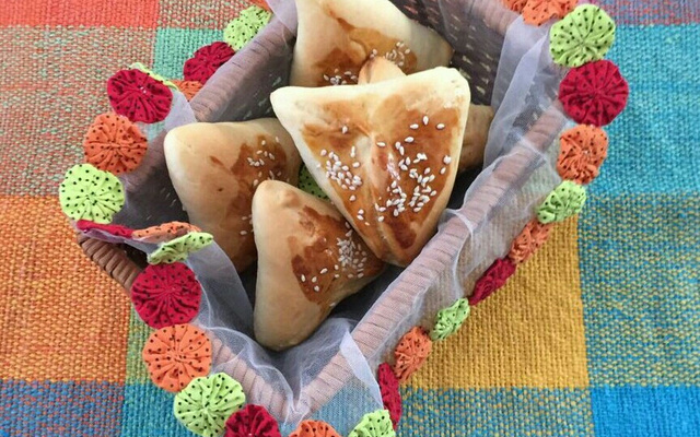 Esfiha de carne adaptada (receita turca)