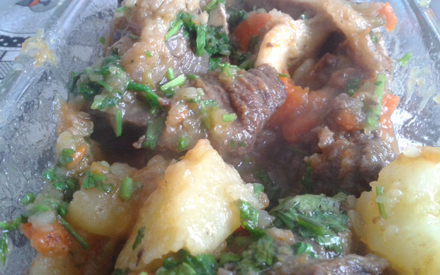 Agulha com osso na pressão