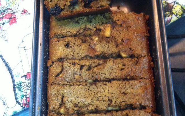 Bolo de Maçã Integral com Aveia e Passas