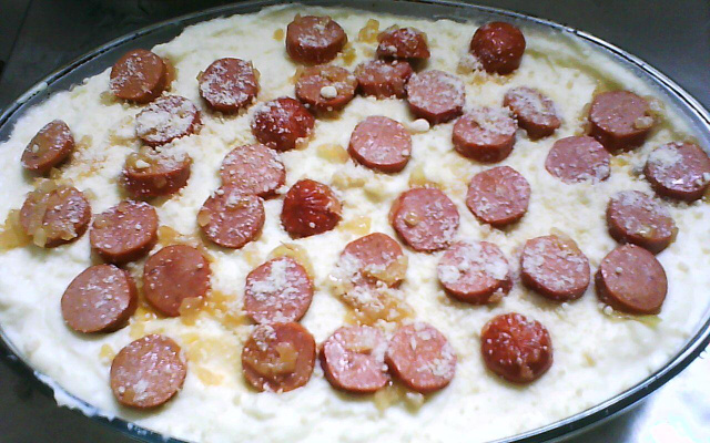 Escondidinho de salsicha