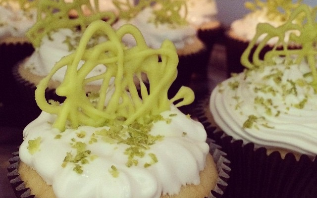 Cupcake de limão merengado