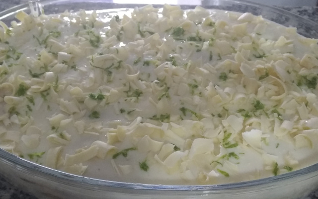 Pavê de limão e chocolate branco
