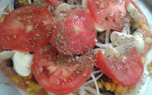 Pizza sem glúten, sem lactose, rápida e saborosa