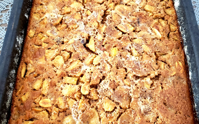 Bolo integral de banana e maçã