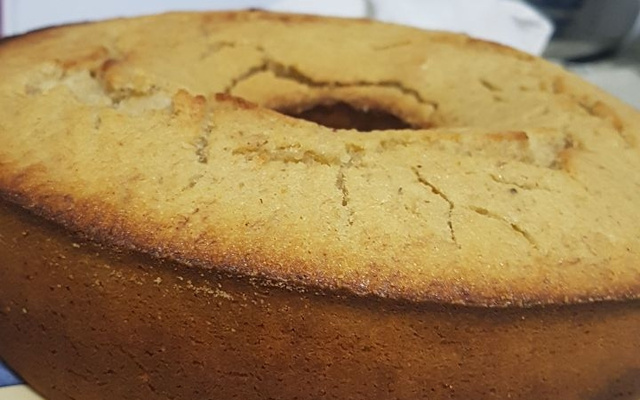 Bolo fit de banana sem glúten e sem lactose