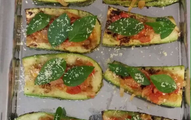 Zucchini (abobrinhas) à Italiana